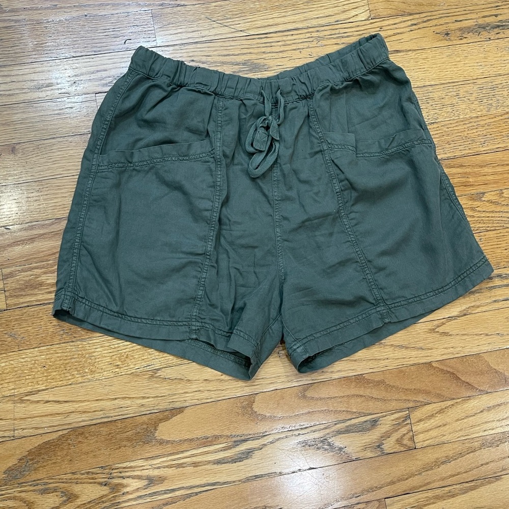 Faherty Olive Drawstring Shorts